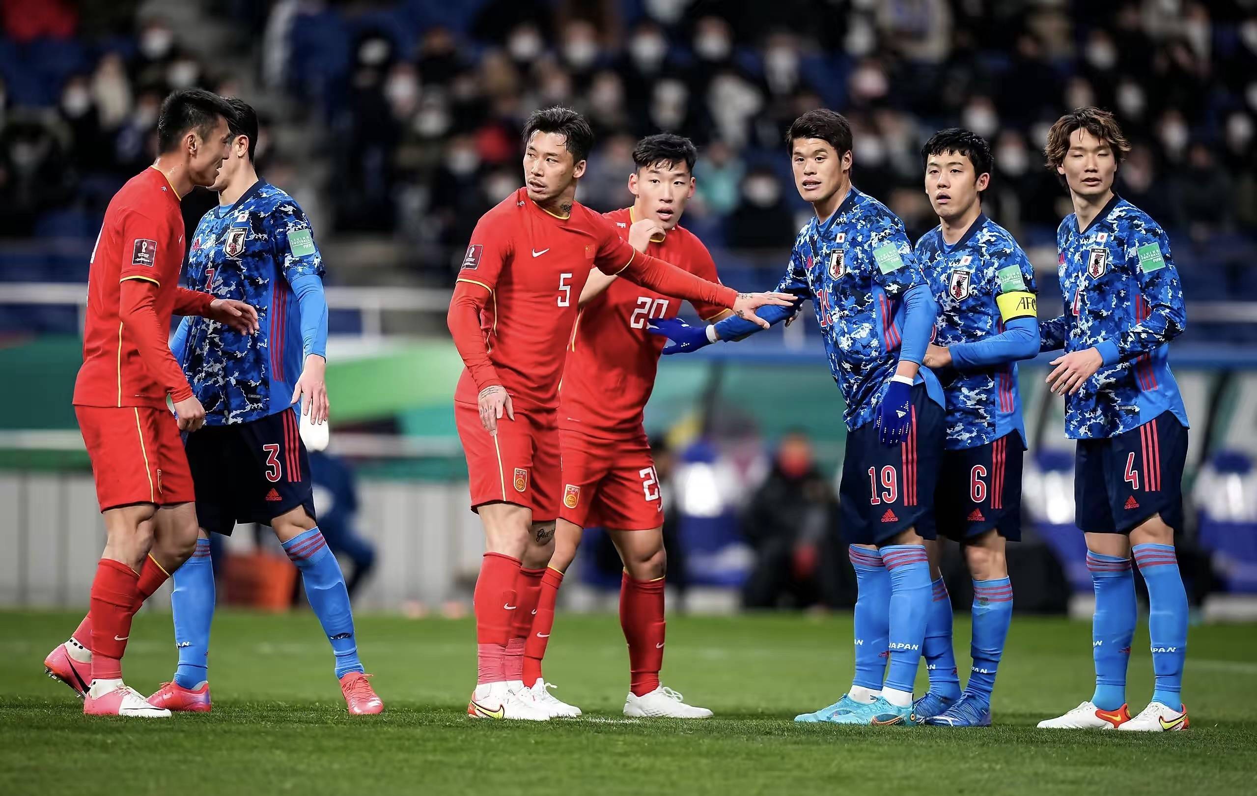 678体育登录入口-包含东亚杯-日本1-0韩国三场全胜成功卫冕的词条