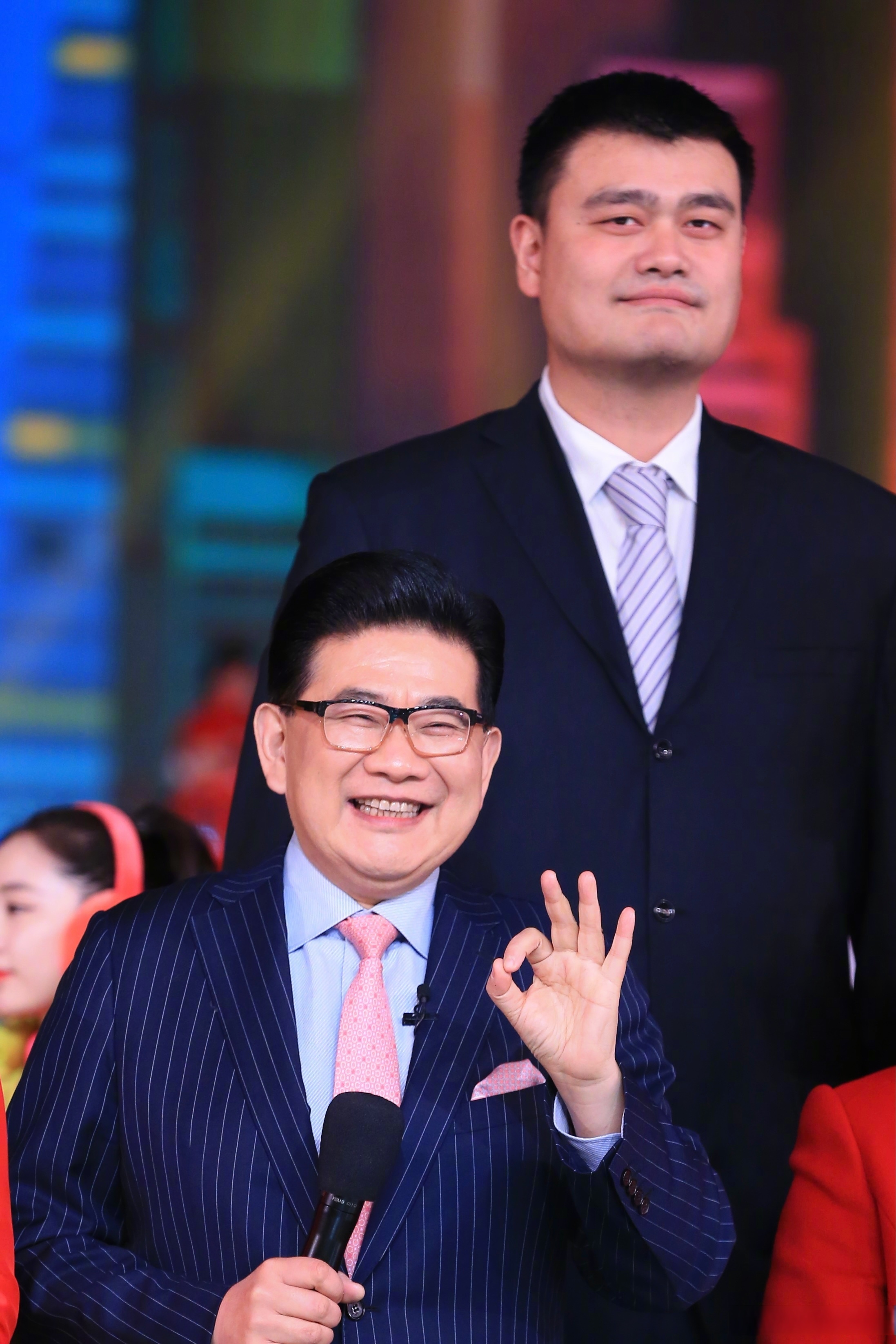 包含姚明宣布将组建国家级篮球青训营的词条